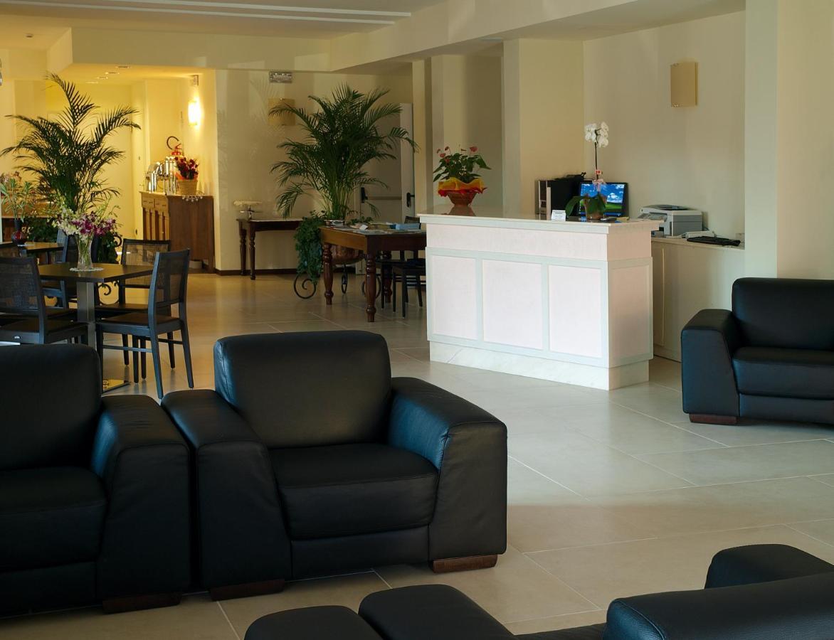 International Hotel 3*